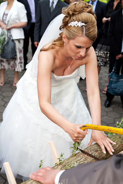 german traditional wedding dress